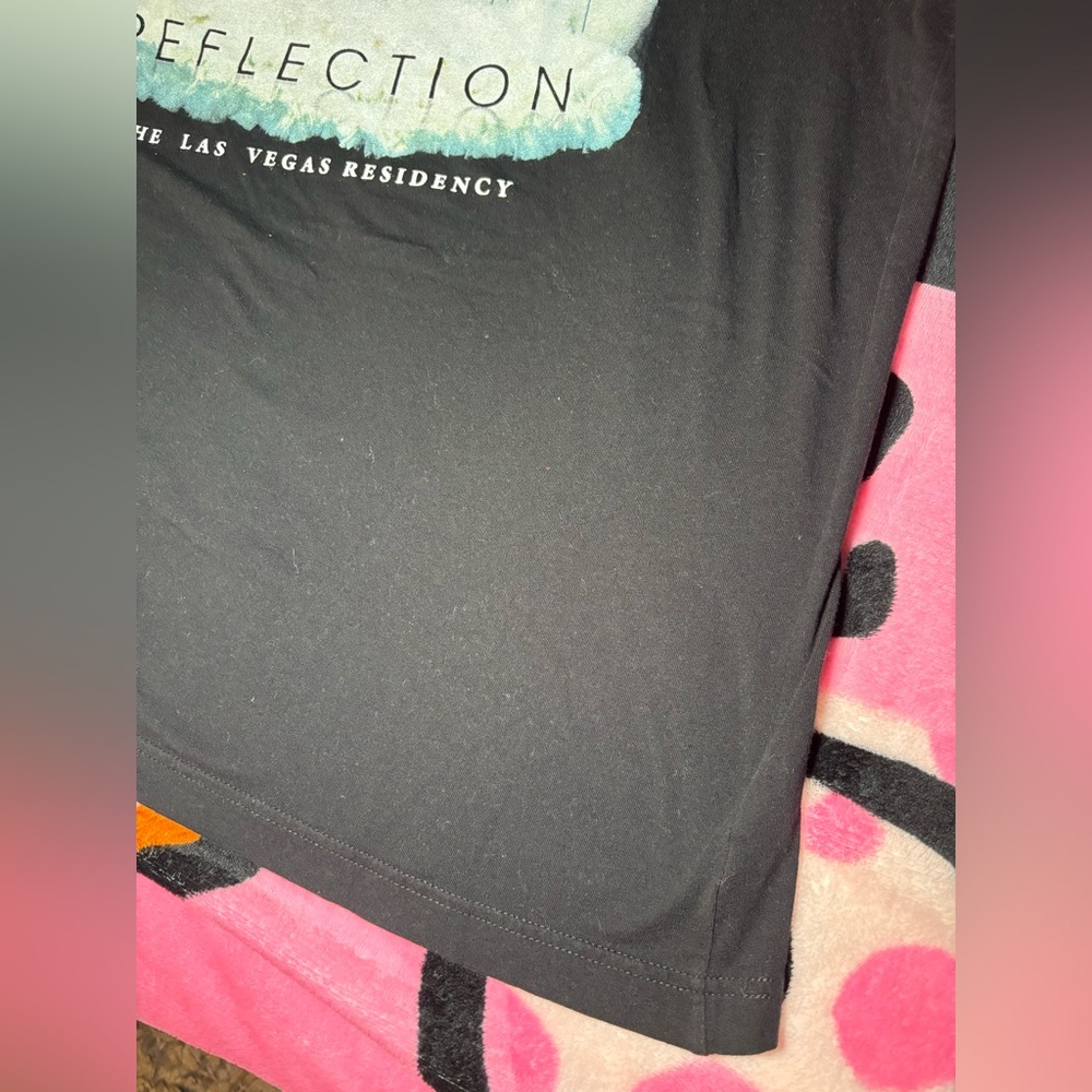 Carrie Underwood Reflection T-Shirt - Picture 5 of 9